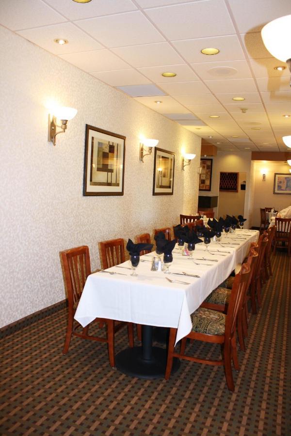 Holiday Inn Riverton-Convention Center By Ihg Екстериор снимка