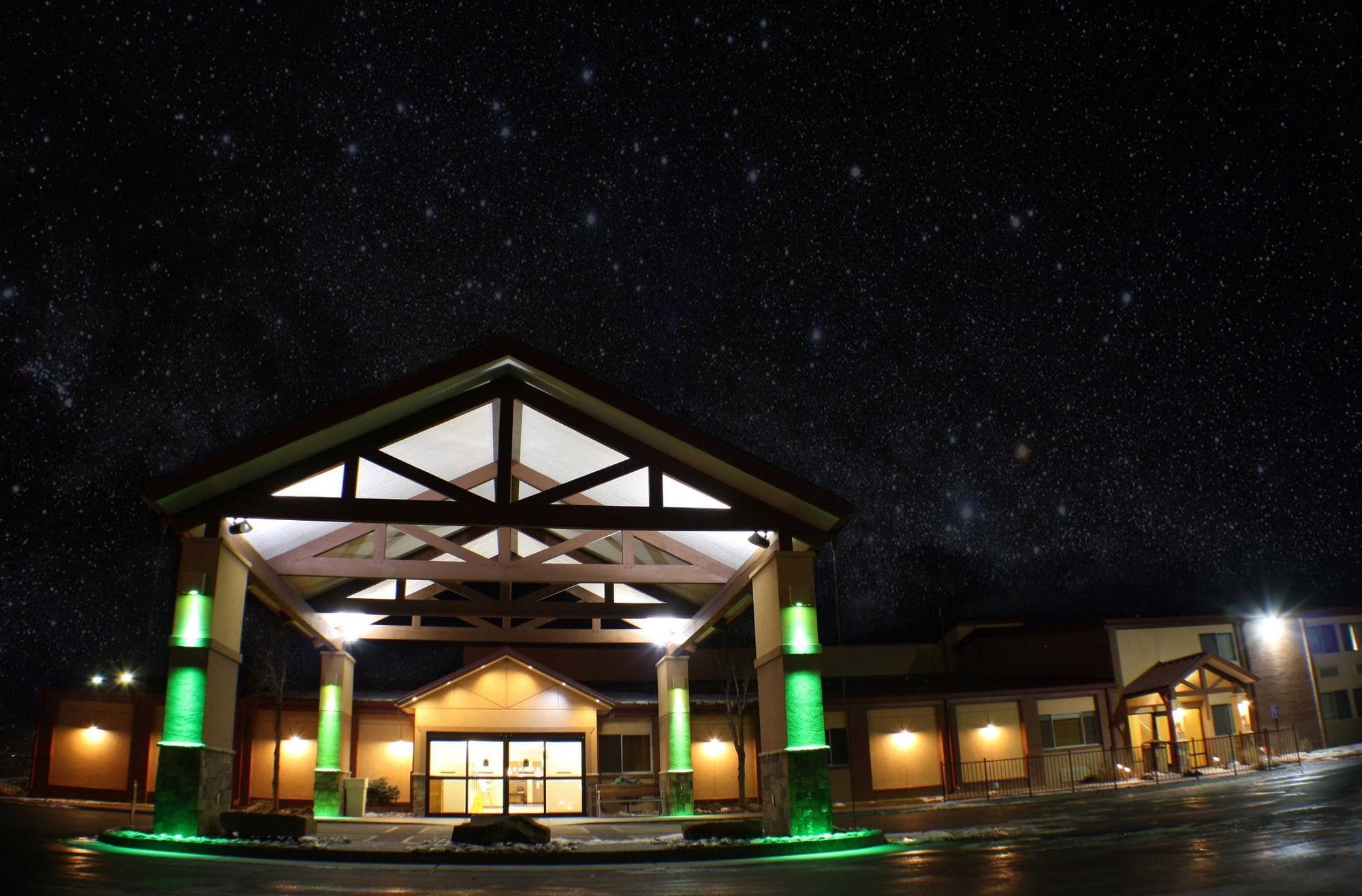 Holiday Inn Riverton-Convention Center By Ihg Екстериор снимка