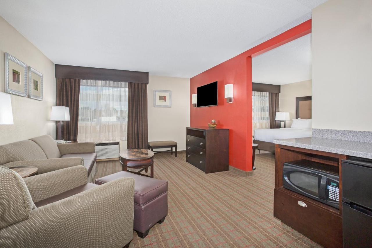 Holiday Inn Riverton-Convention Center By Ihg Екстериор снимка